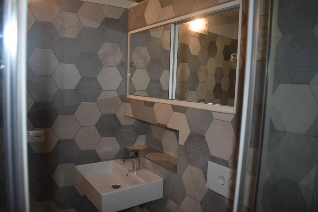 Nur 2 Casa Vacanze Bergamo Via Pignolo Екстериор снимка