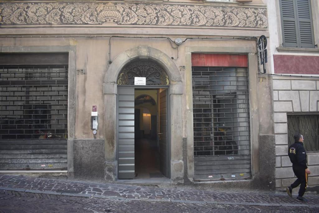Nur 2 Casa Vacanze Bergamo Via Pignolo Екстериор снимка